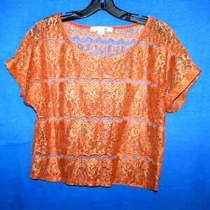 Forever 21 Lace Scoop Neck Top S/P